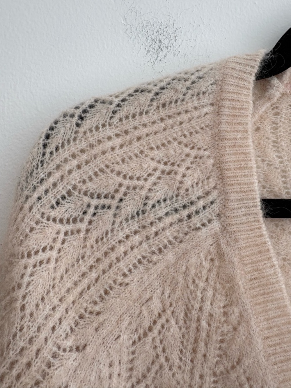 Boden Wool Mohair Blend Fluffy Pointelle Cardigan Ruffle Sleeve V Neck Cream 6 - Picture 5 of 10